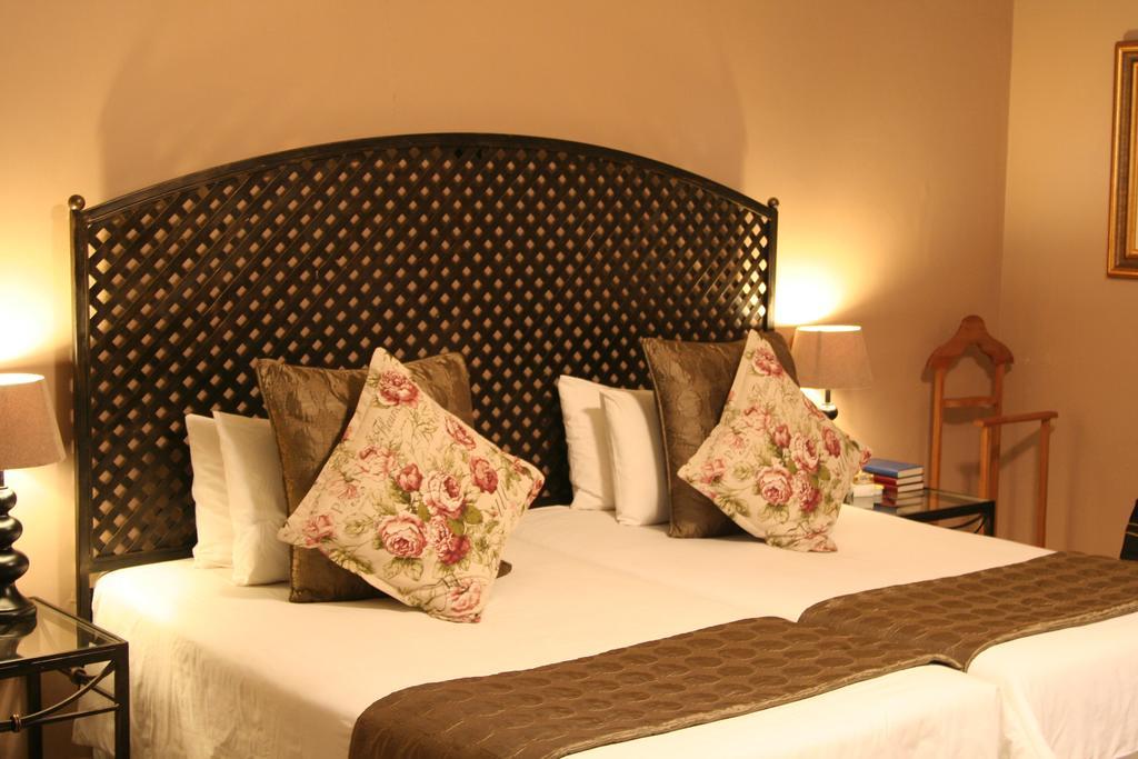 Greenfields Guesthouse & Restaurant Alberton Exteriör bild